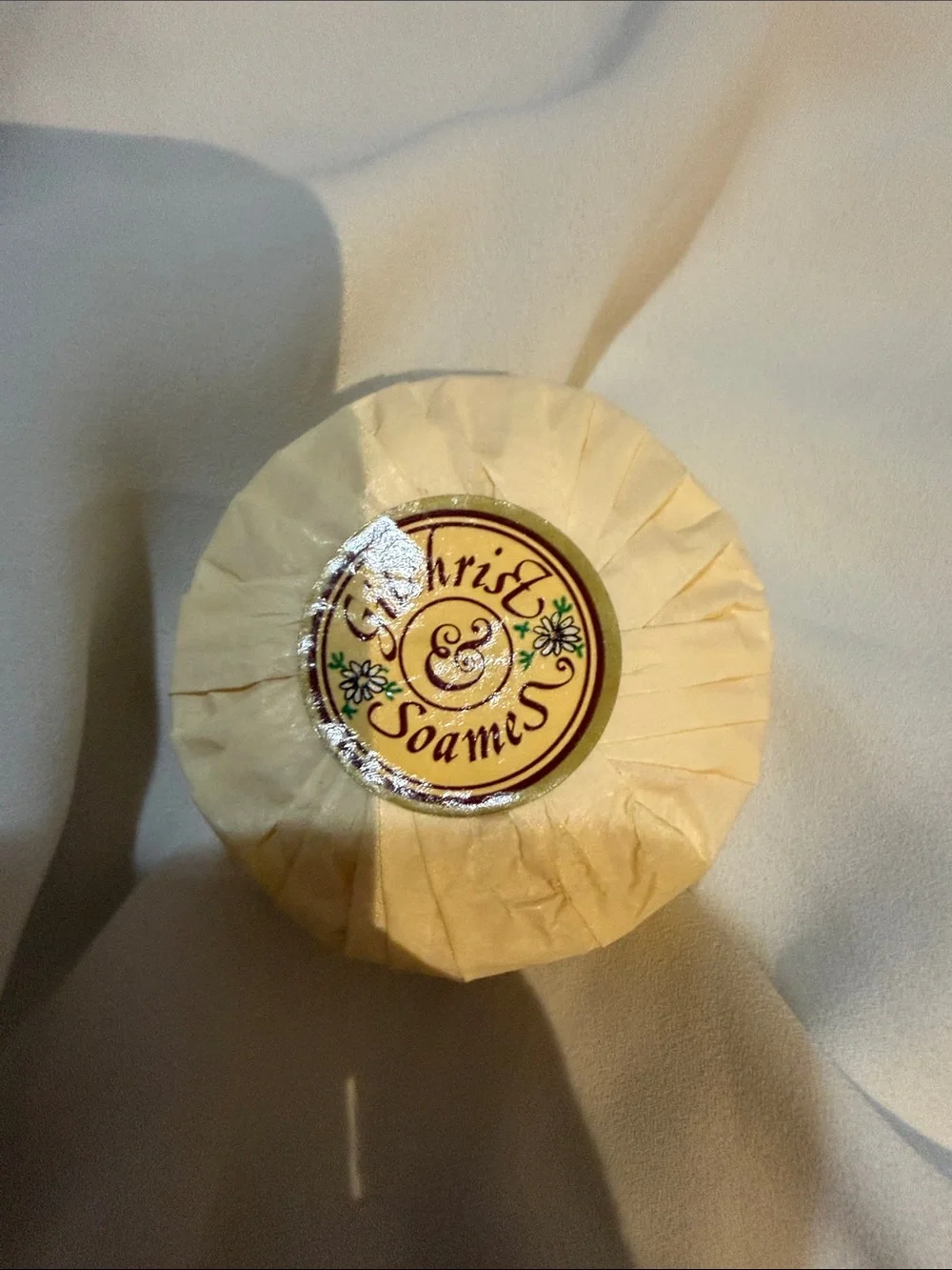 Gilchrist & Soames Vintage Wrapped Round Soaps NEW Set 5